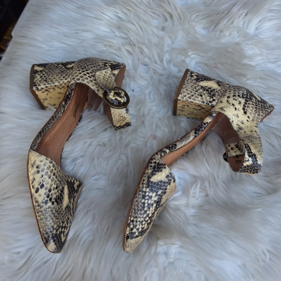 Free People Bardot Snake mary Jane's 38/7.5-8 - Picture 5 of 16